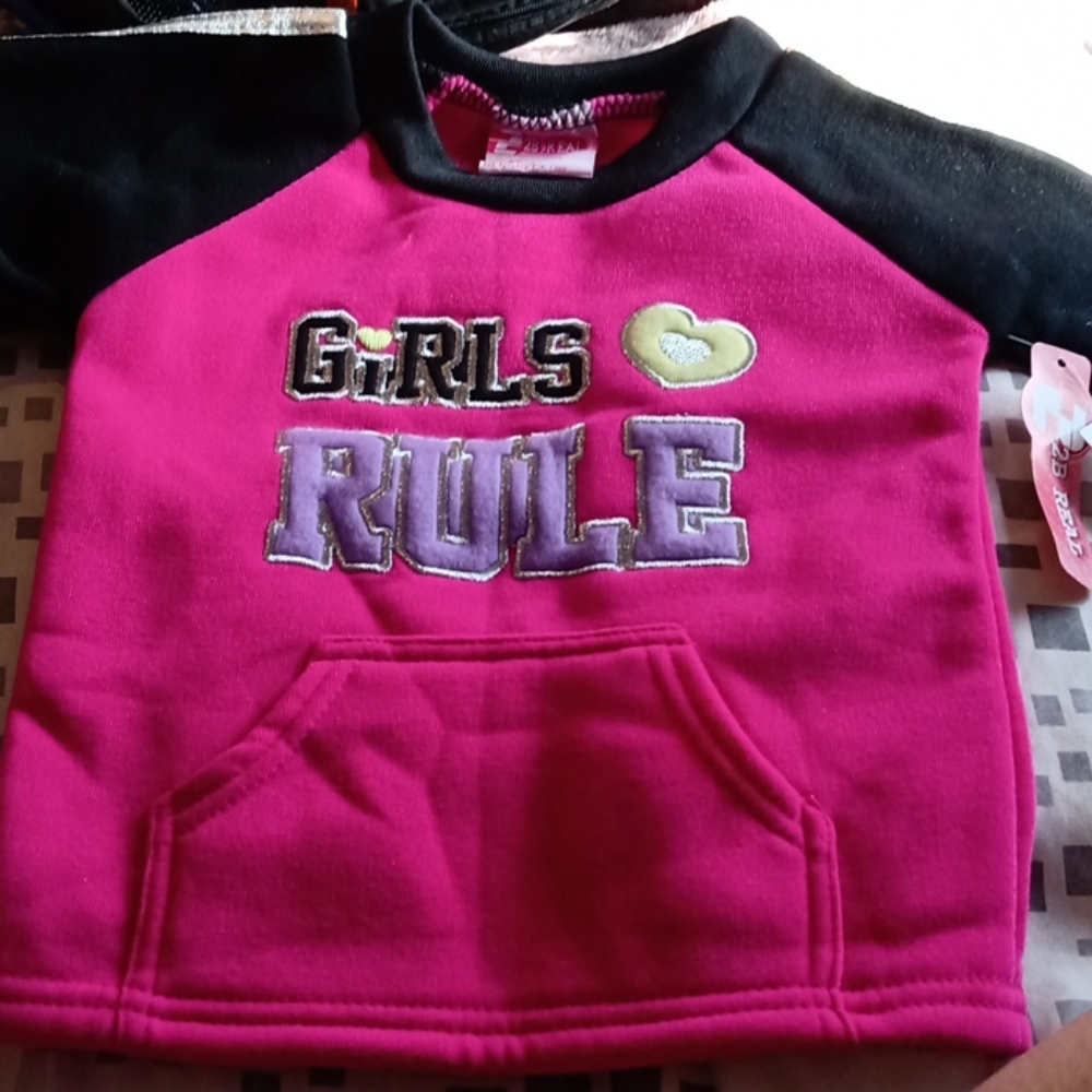 Sweat shirt